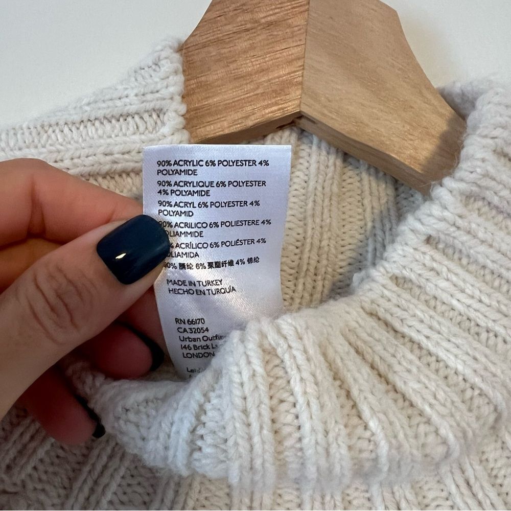 Anthropologie Fringed Mock Neck Ivory Sleeveless Sweater Vest Size Large - Picture 9 of 10